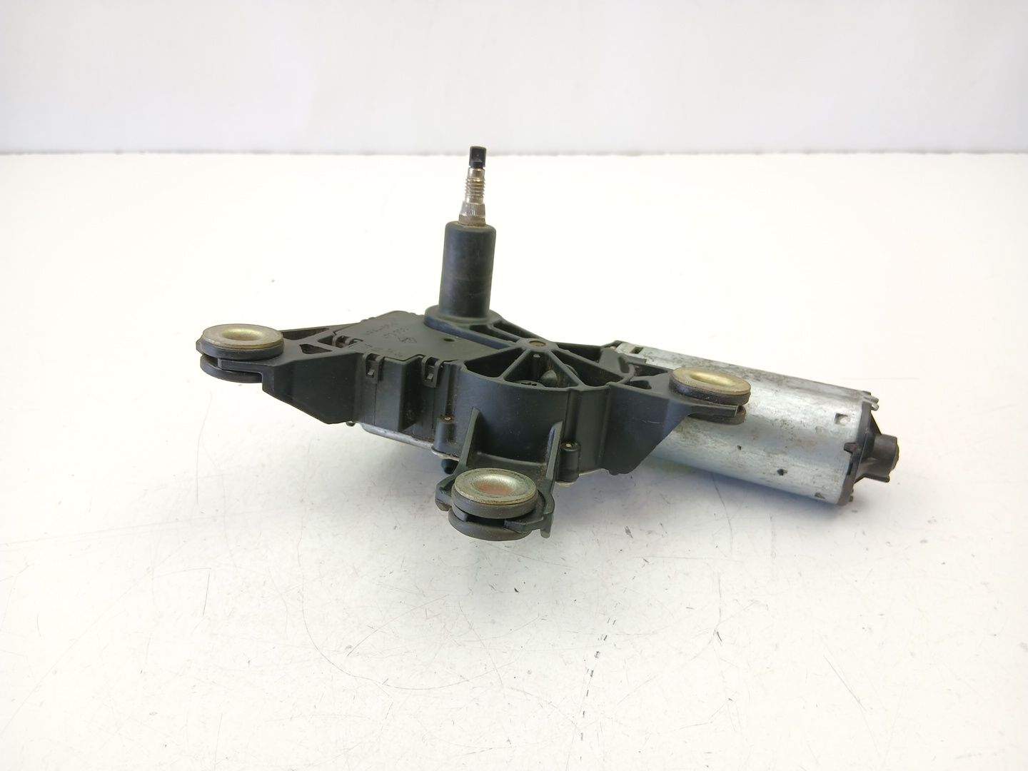 MOTOR LIMPIA TRASERO VOLKSWAGEN POLO (6N2) 6X0955711D / 404467 6X0955711D404467 - Vista 3
