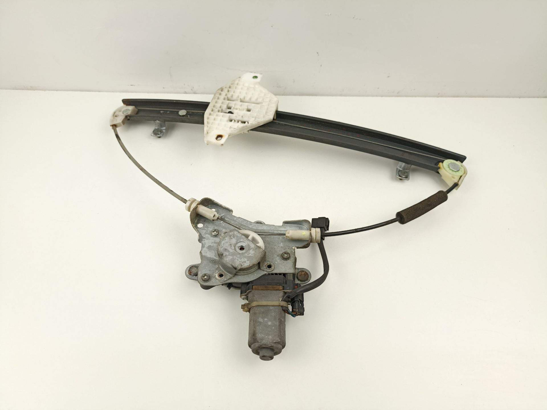 ELEVALUNAS TRASERO DERECHO OPEL ANTARA 96624335 / 96672885 9662433596672885