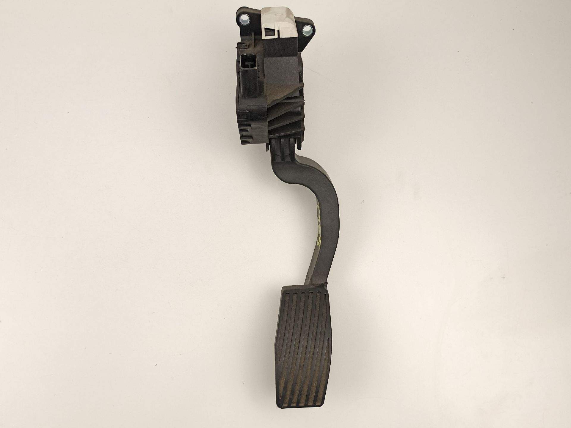 POTENCIOMETRO ACELERACION OPEL CORSA D 13305804 13305804 - Vista 2