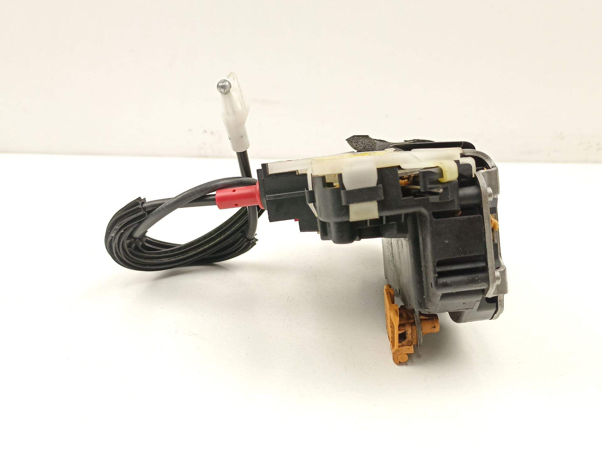 CERRADURA PUERTA DELANTERA DERECHA CHEVROLET ORLANDO (J309) 13579523 13579523 - Vista 3