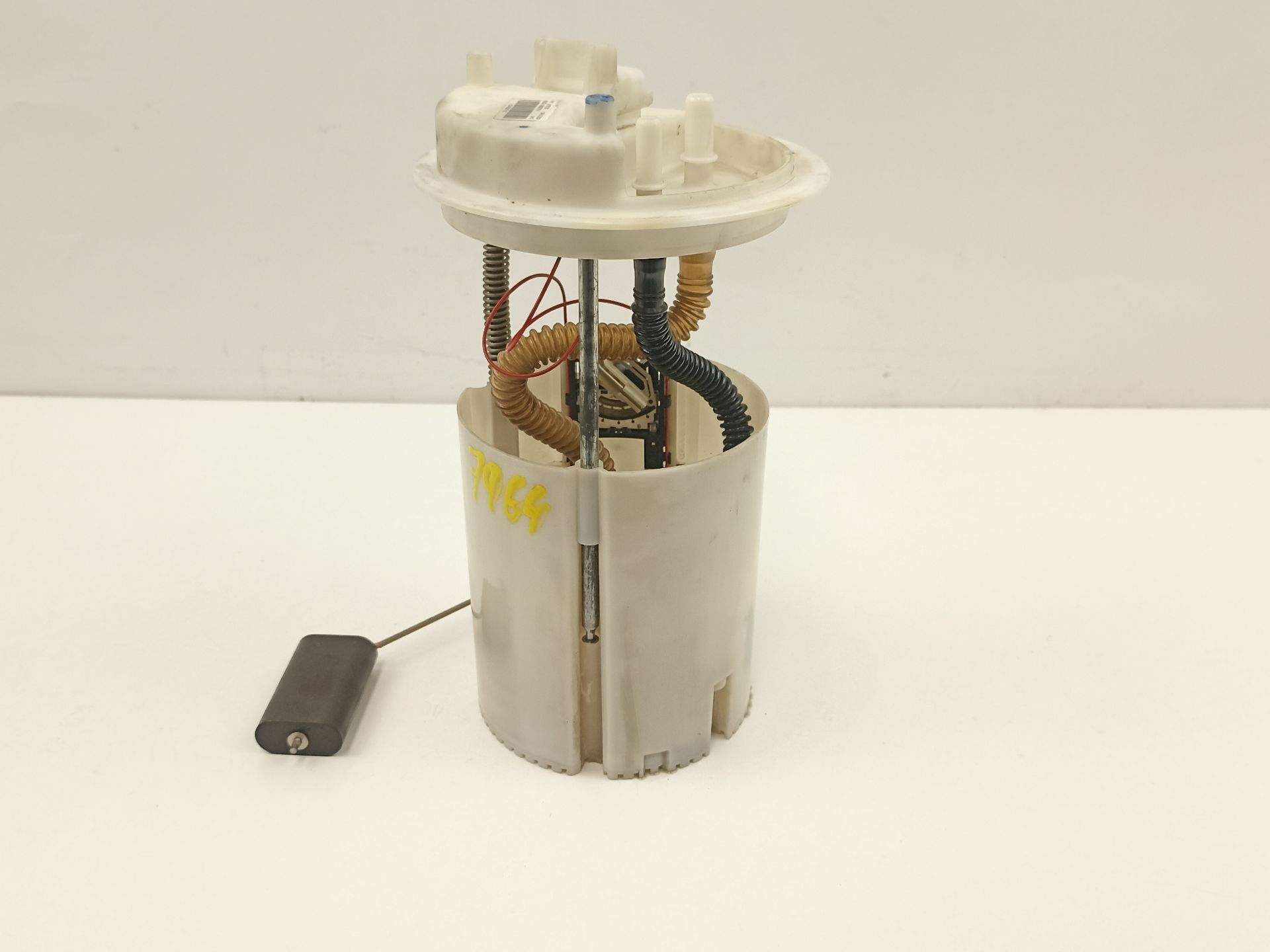 BOMBA COMBUSTIBLE AFORADOR PEUGEOT BIPPER TEPEE 1525RF / 51787162 / 0580207001 1525RF517871620580207001 - Vista 3