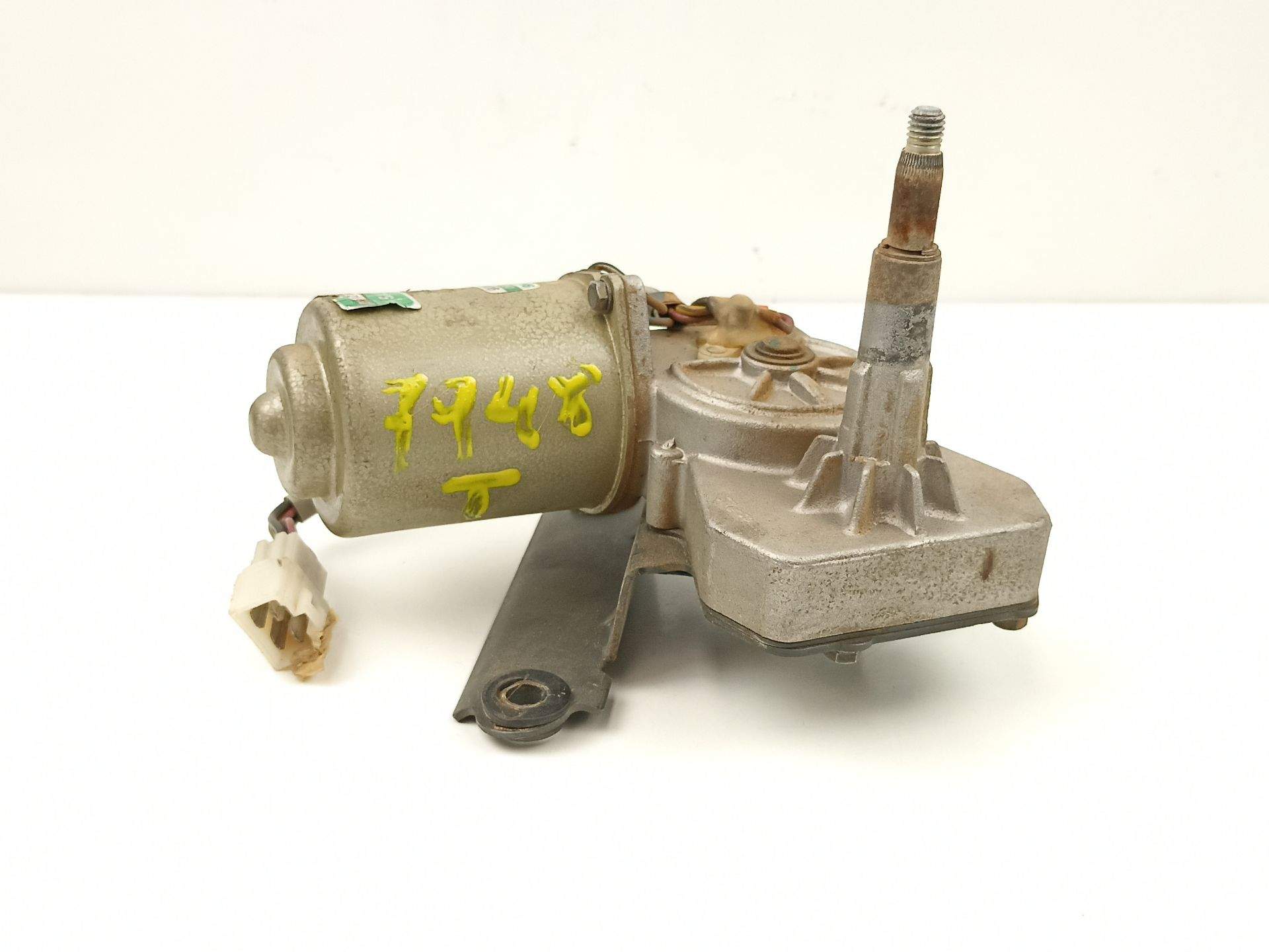 MOTOR LIMPIA TRASERO TATA SAFARI (42_FD) 26071175 26071175 - Vista 3