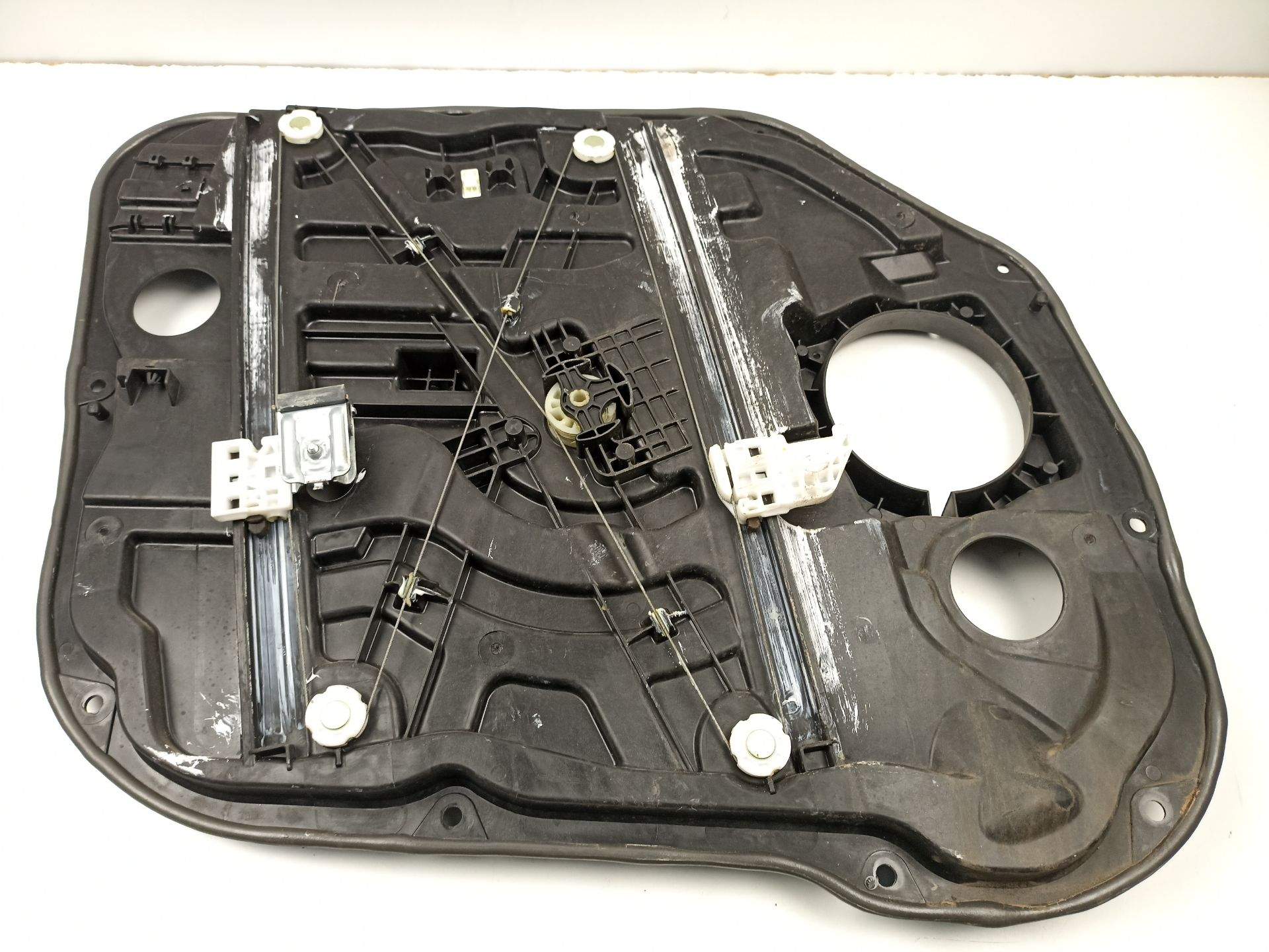 ELEVALUNAS DELANTERO DERECHO KIA CARENS IV 82460A4010 82460A4010