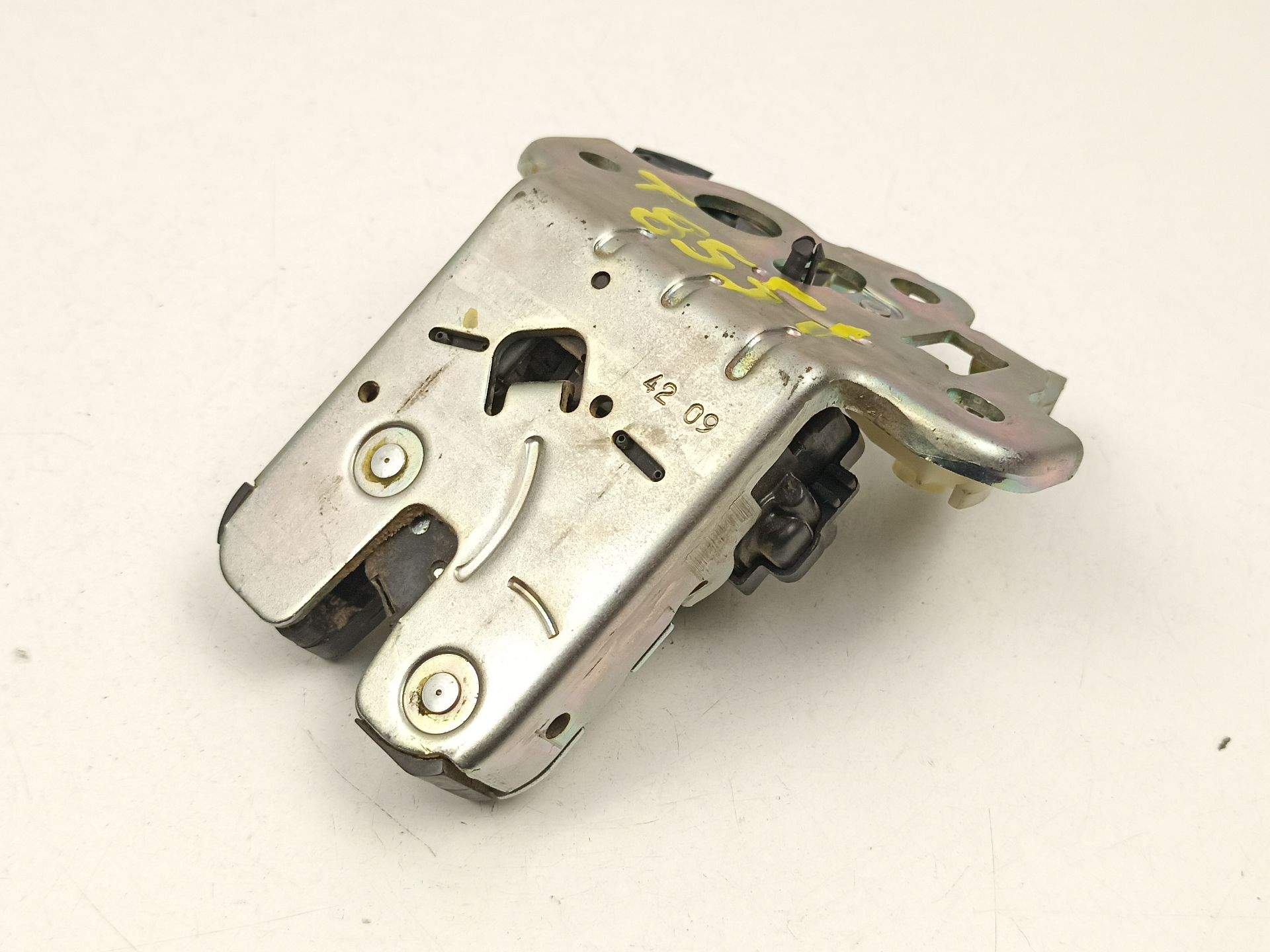 CERRADURA MALETERO / PORTON SEAT EXEO ST (3R5) 8R0827505 8R0827505