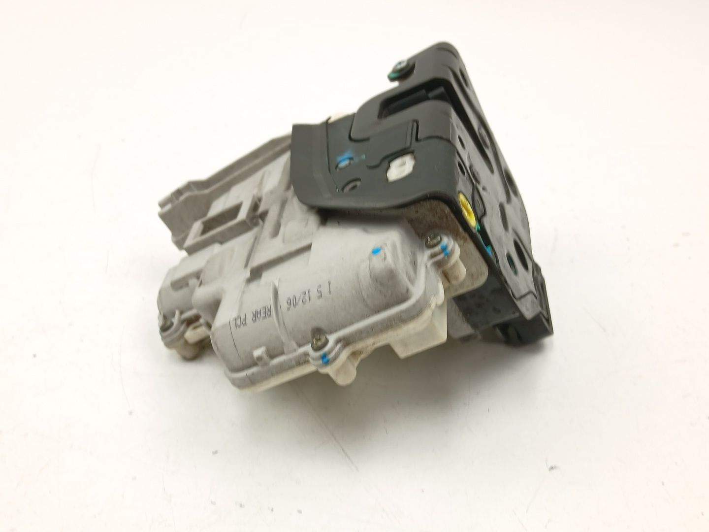 CERRADURA PUERTA TRASERA IZQUIERDA AUDI Q7 (4LB) 3C4839015C 3C4839015C - Vista 3