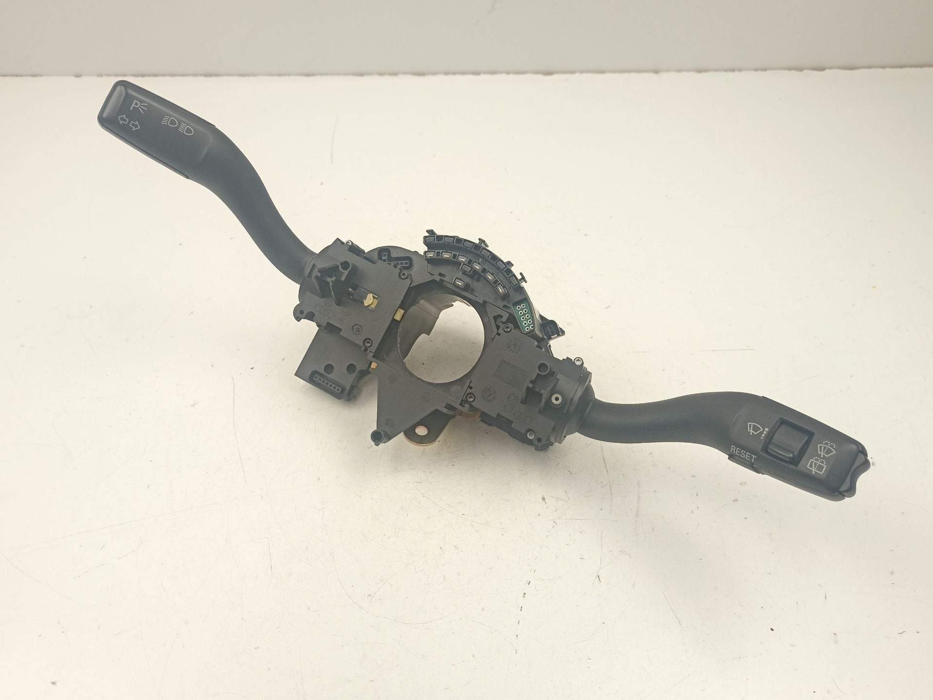 MANDO LUCES Y LIMPIAS AUDI Q7 (4LB) 4F0953549A / 4E0953503C 4F0953549A4E0953503C