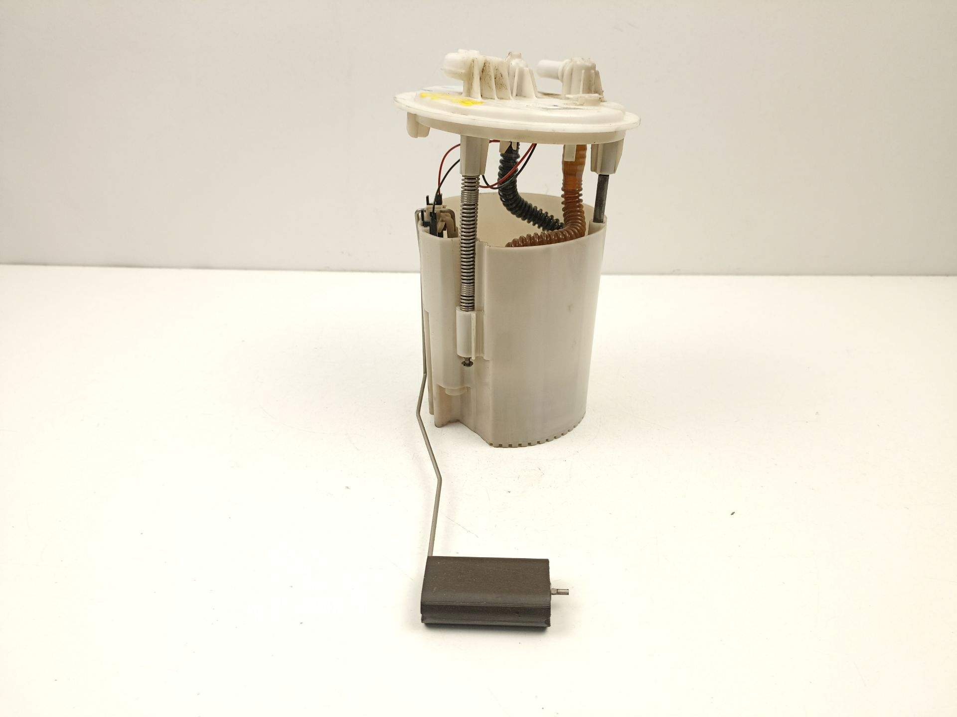 BOMBA COMBUSTIBLE AFORADOR RENAULT MEGANE III Grandtour (KZ0/1) 172020033R 172020033R - Vista 3