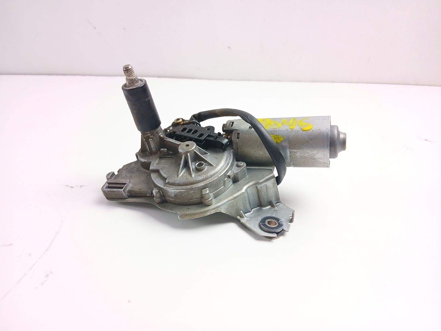 MOTOR LIMPIA TRASERO NISSAN TERRANO II (R20) 287000X000 / 0390201561 287000X0000390201561 - Vista 3