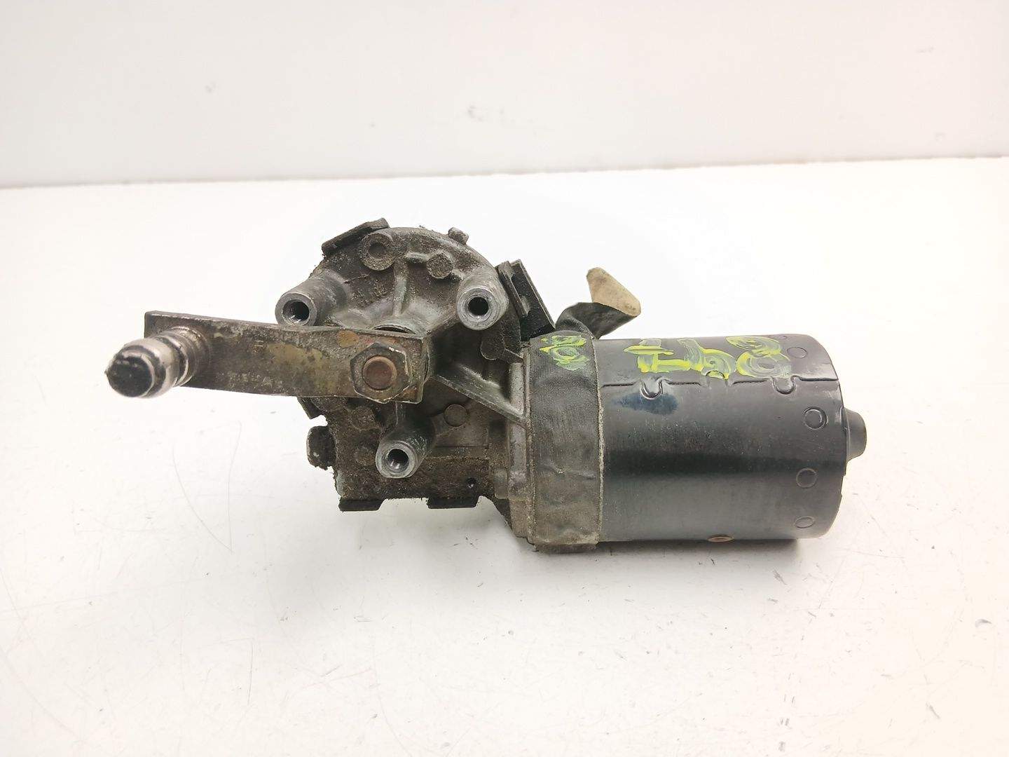MOTOR LIMPIA DELANTERO VOLKSWAGEN TRANSPORTER T4 Furgoneta (70A, 70H, 7DA, 7DH, 70J) 701955113B / 0390241163 701955113B0390241163 - Vista 3