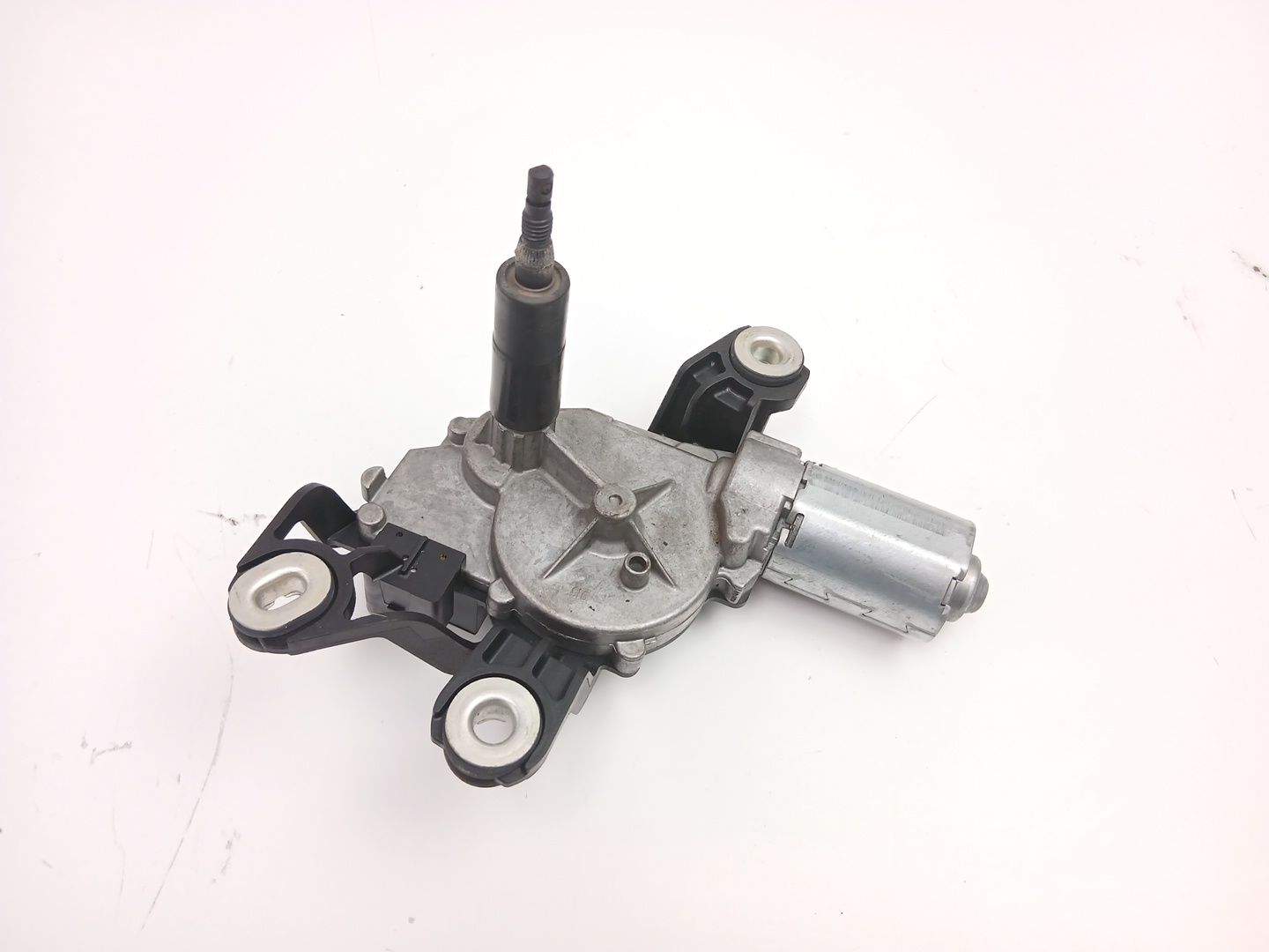 MOTOR LIMPIA TRASERO VOLKSWAGEN GOLF V (1K1) 1K6955711B / 0390201800 1K6955711B0390201800