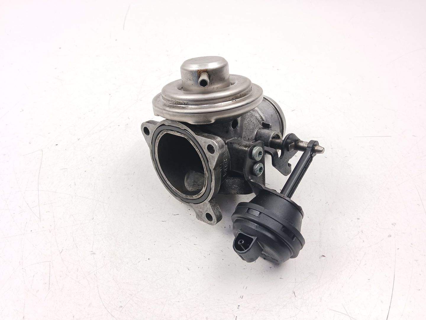 VALVULA EGR AUDI A3 (8L1) 038131501E / 038129637 038131501E038129637