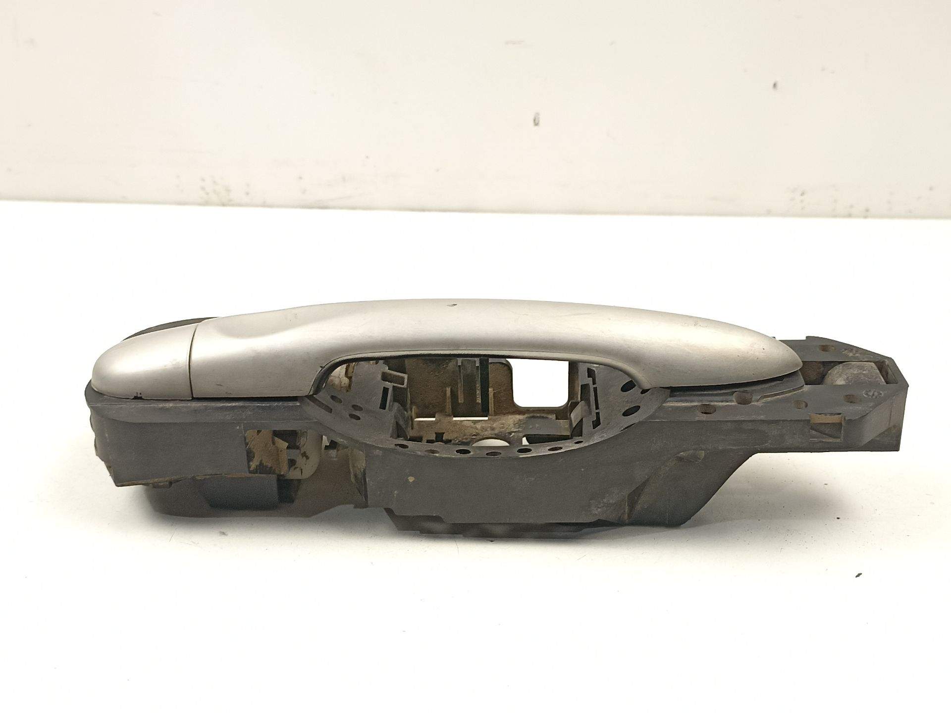 MANILLA TRASERA IZQUIERDA RENAULT MEGANE III Grandtour (KZ0/1) 806070032R 806070032R - Vista 3