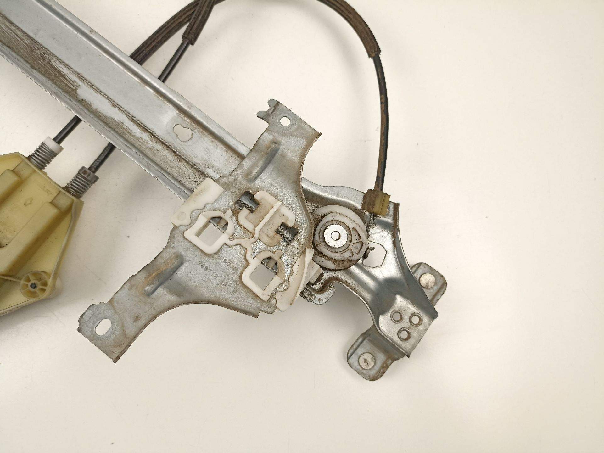 ELEVALUNAS TRASERO IZQUIERDO RENAULT MEGANE III Grandtour (KZ0/1) 827310185R / 827210008R 827310185R827210008R - Vista 3