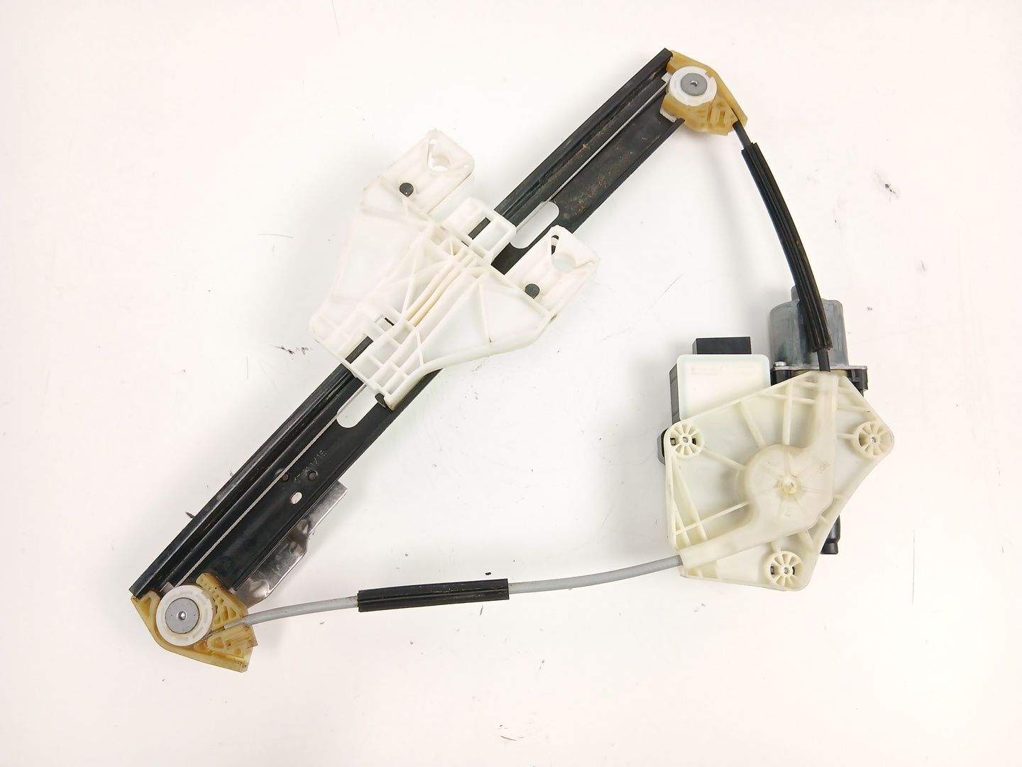 ELEVALUNAS TRASERO DERECHO SEAT LEON (5F1) 5Q0959812E 5Q0959812E - Vista 2