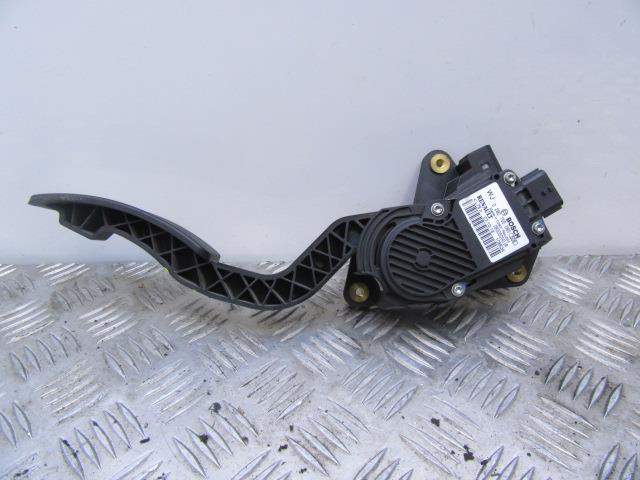 POTENCIOMETRO ACELERACION RENAULT LAGUNA III (BT0/1) 180050001R / 0280755085 180050001R0280755085