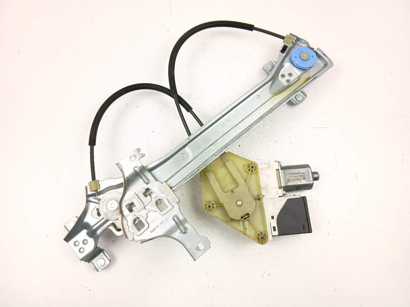 ELEVALUNAS TRASERO DERECHO RENAULT MEGANE III Hatchback (BZ0/1_, B3_) 827200003R / 827306548R 827200003R827306548R - Vista 2