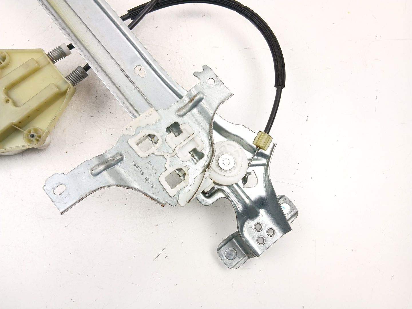 ELEVALUNAS TRASERO IZQUIERDO RENAULT MEGANE III Hatchback (BZ0/1_, B3_) 827210003R / 827310185R 827210003R827310185R - Vista 3