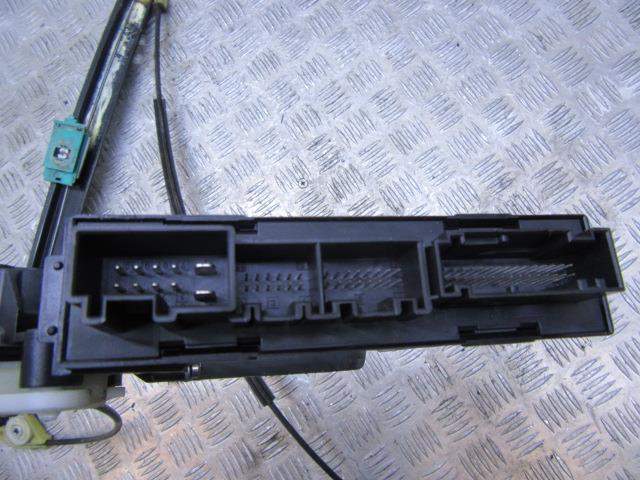 ELEVALUNAS DELANTERO IZQUIERDO VOLKSWAGEN TOUAREG (7LA, 7L6, 7L7) 3D1959793E 3D1959793E - Vista 3