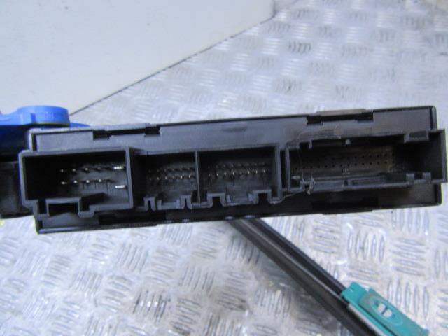 ELEVALUNAS TRASERO IZQUIERDO VOLKSWAGEN TOUAREG (7LA, 7L6, 7L7) 3D0959795E 3D0959795E - Vista 3