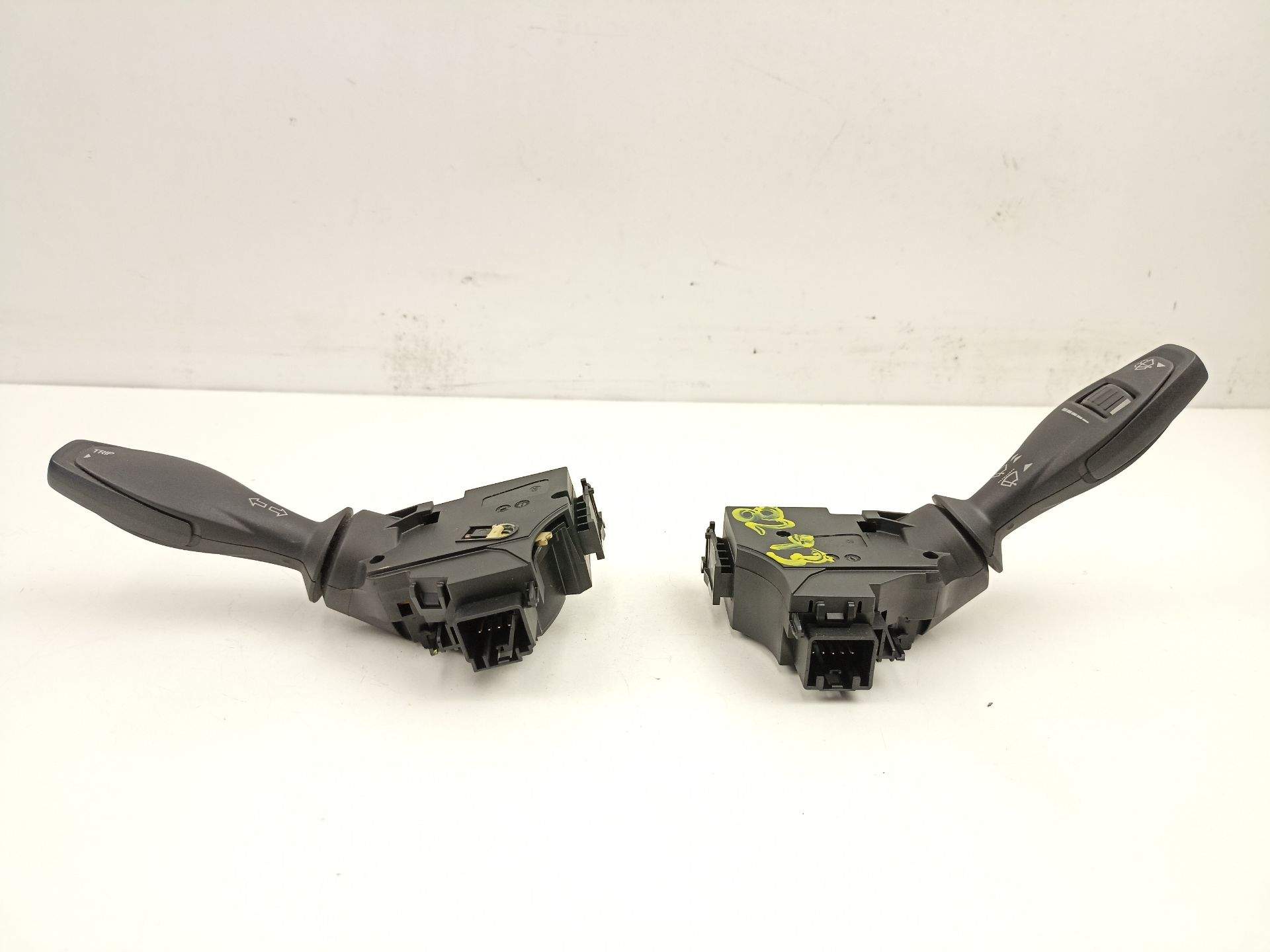 MANDO LUCES Y LIMPIAS FORD FIESTA VI (CB1, CCN) 8A6T13335BC / 8A6T17A553AC 8A6T13335BC8A6T17A553AC - Vista 3