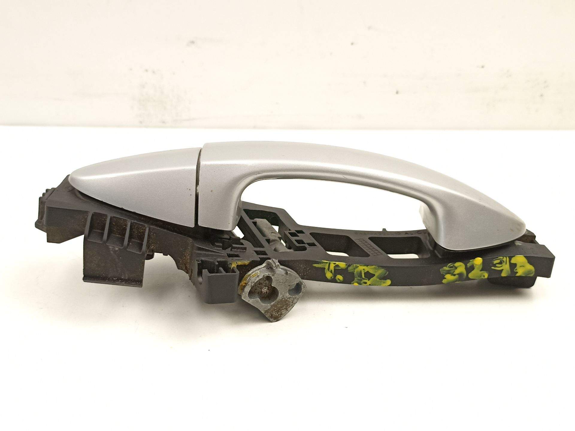 MANILLA TRASERA IZQUIERDA FORD FIESTA VI (CB1, CCN) 8A61A224A37EF 8A61A224A37EF - Vista 3