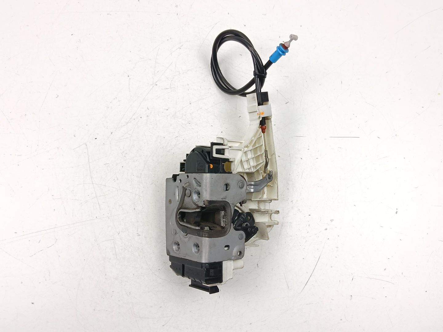 CERRADURA PUERTA DELANTERA DERECHA VOLKSWAGEN CRAFTER 30-35 Autobús (2E_) A9067201735 A9067201735 - Vista 2