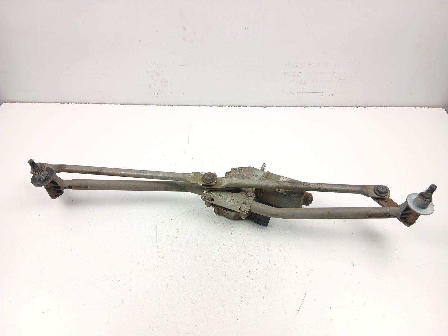 MOTOR LIMPIA DELANTERO VOLKSWAGEN CRAFTER 30-35 Autobús (2E_) 2E0955023 / 405146 2E0955023405146