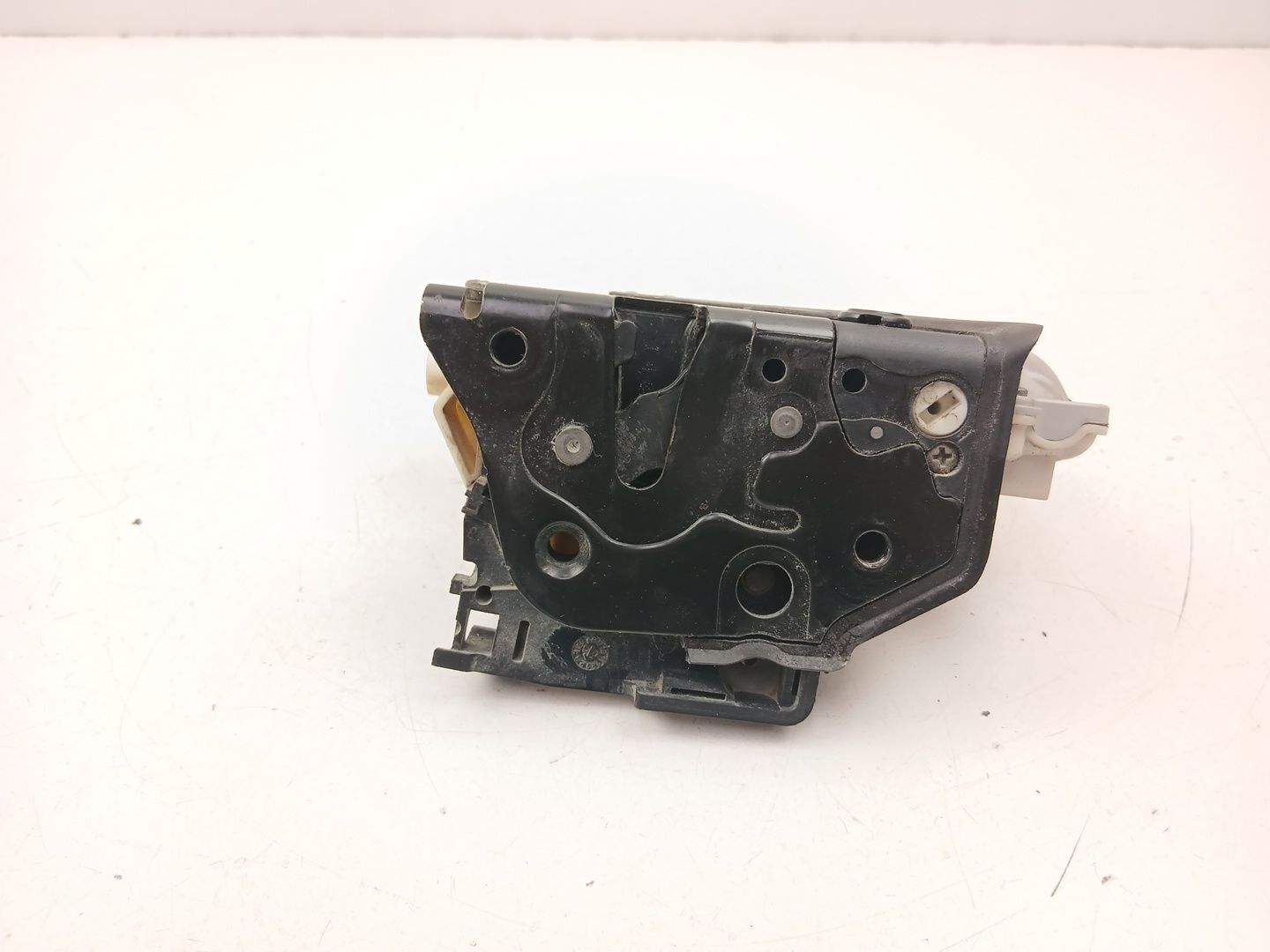 CERRADURA PUERTA TRASERA DERECHA VOLKSWAGEN PASSAT B6 (3C2) 3C4839016A 3C4839016A - Vista 3