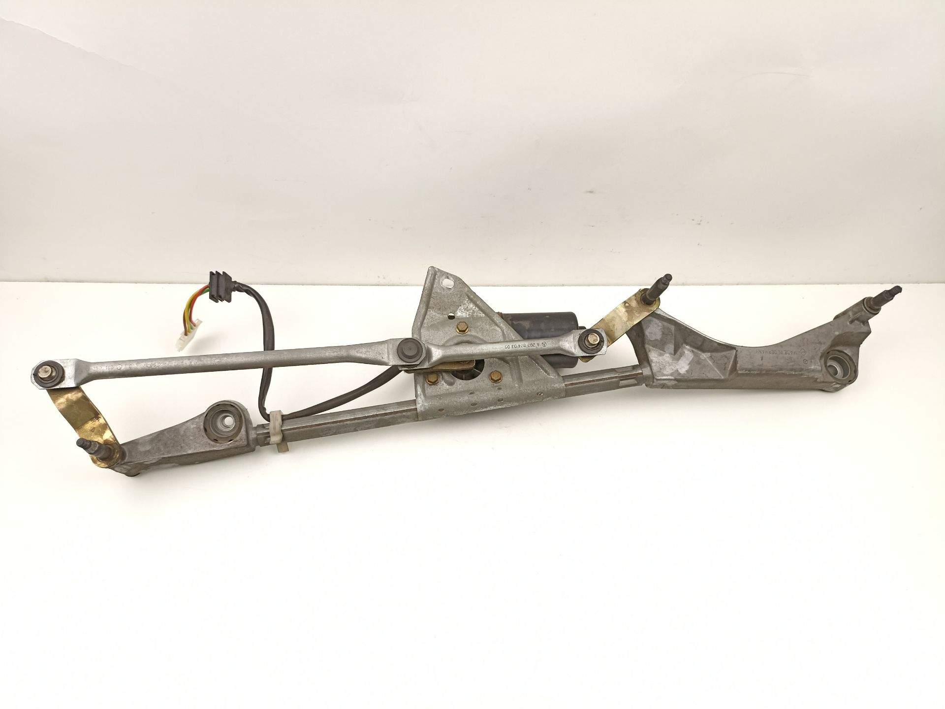 MOTOR LIMPIA DELANTERO MERCEDES-BENZ CLASE C (W203) BERLINA A2038200342 / A2038240305 / 404518 A2038200342A2038240305404518