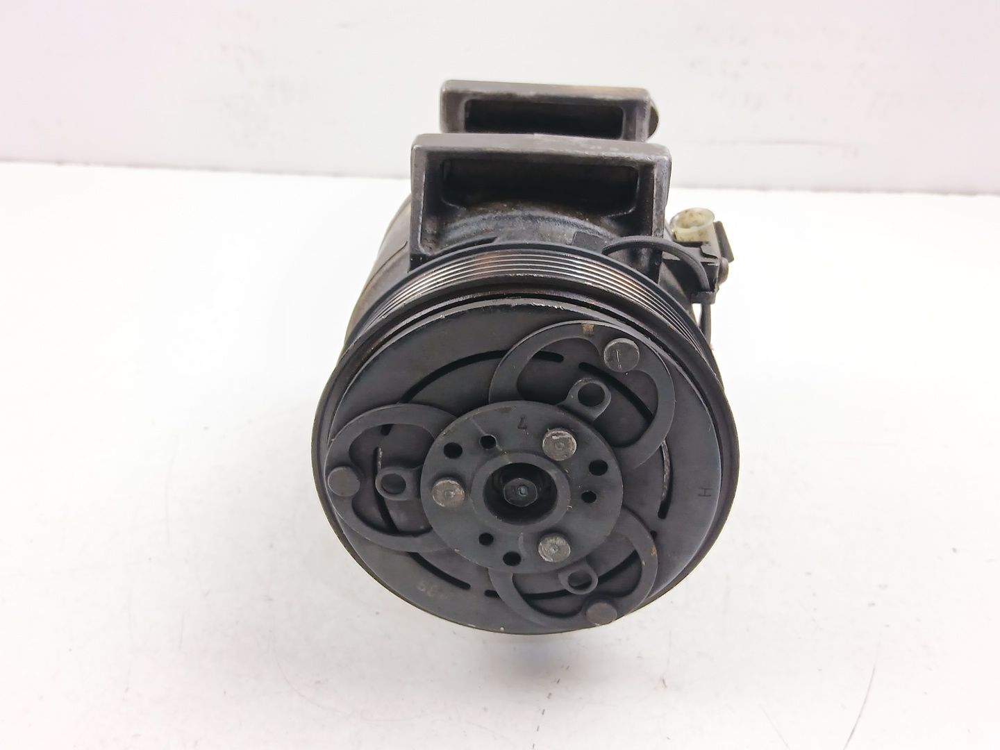 COMPRESOR AIRE ACONDICIONADO VOLVO XC90 I (275) 8708581 8708581 - Vista 3
