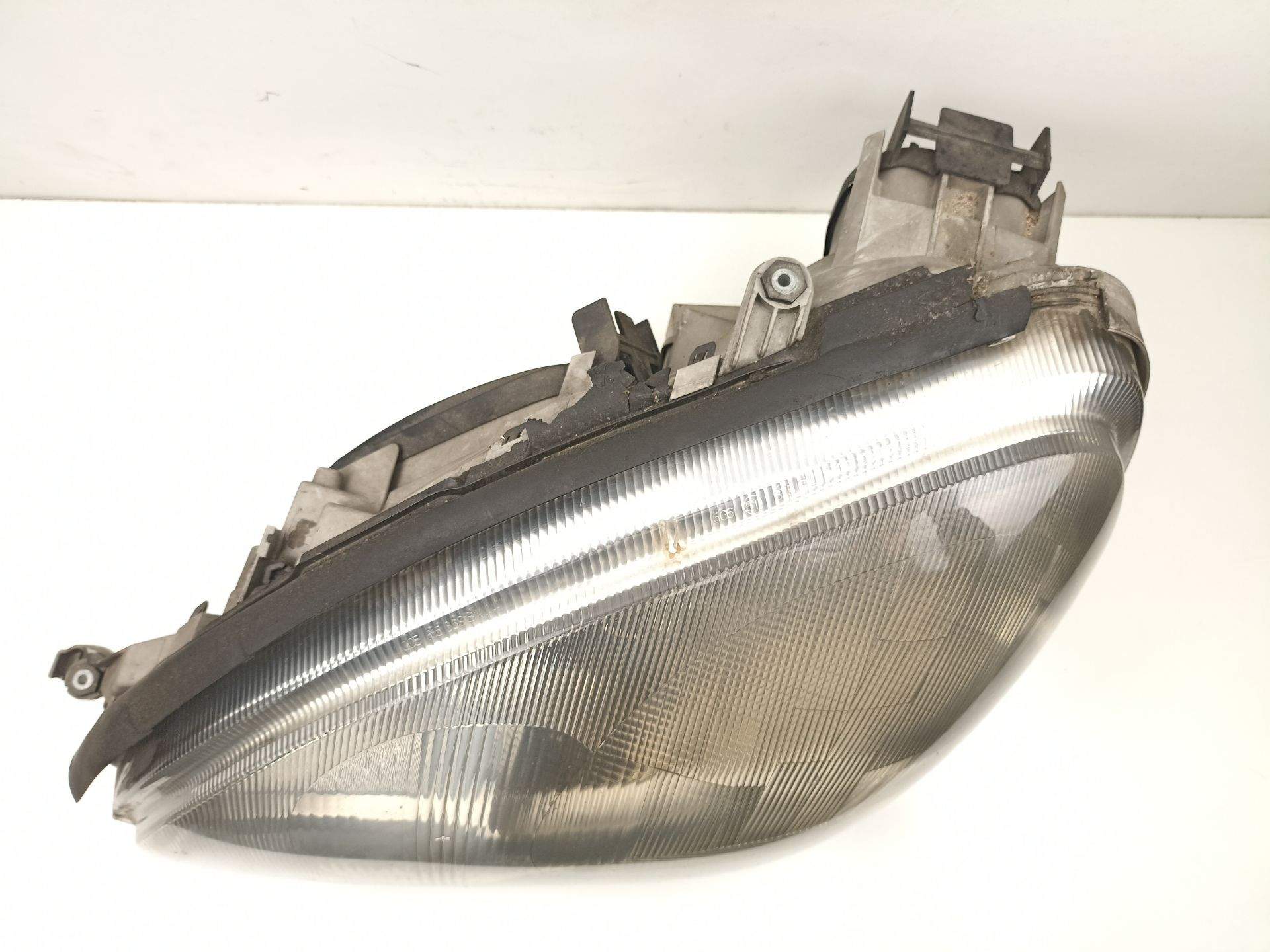 FARO IZQUIERDO MERCEDES-BENZ CLASE S (W220, V220) A2208200761 / 0301153271 A22082007610301153271 - Vista 2