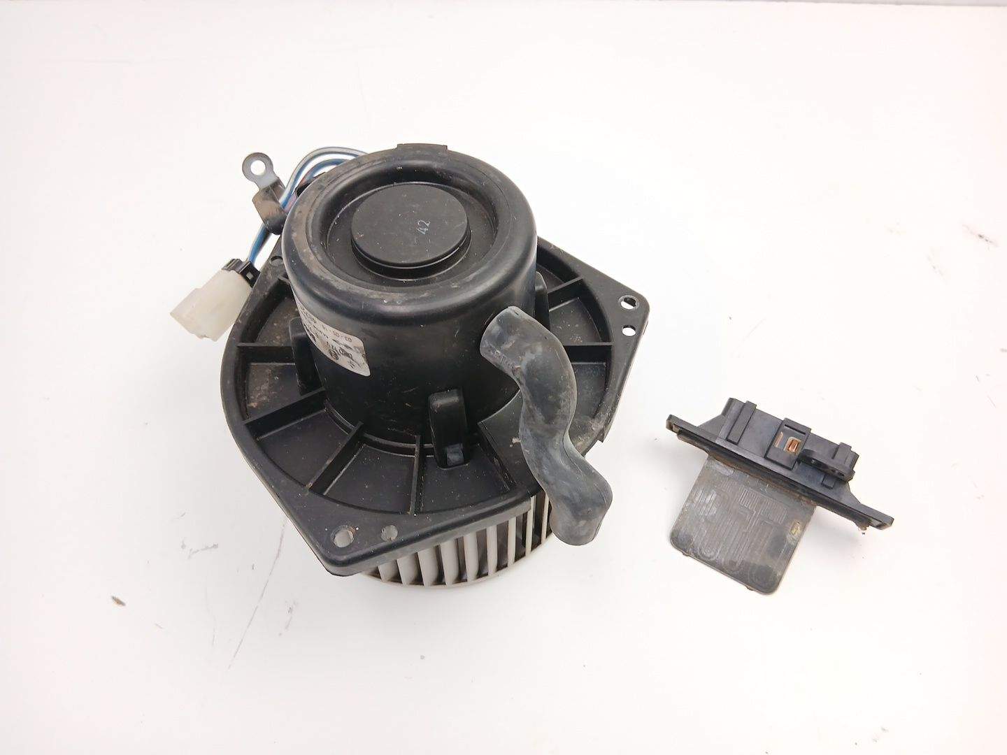 MOTOR CALEFACCION NISSAN TERRANO II (R20) 272200F000 / 4872530350 / 0130111153 272200F00048725303500130111153