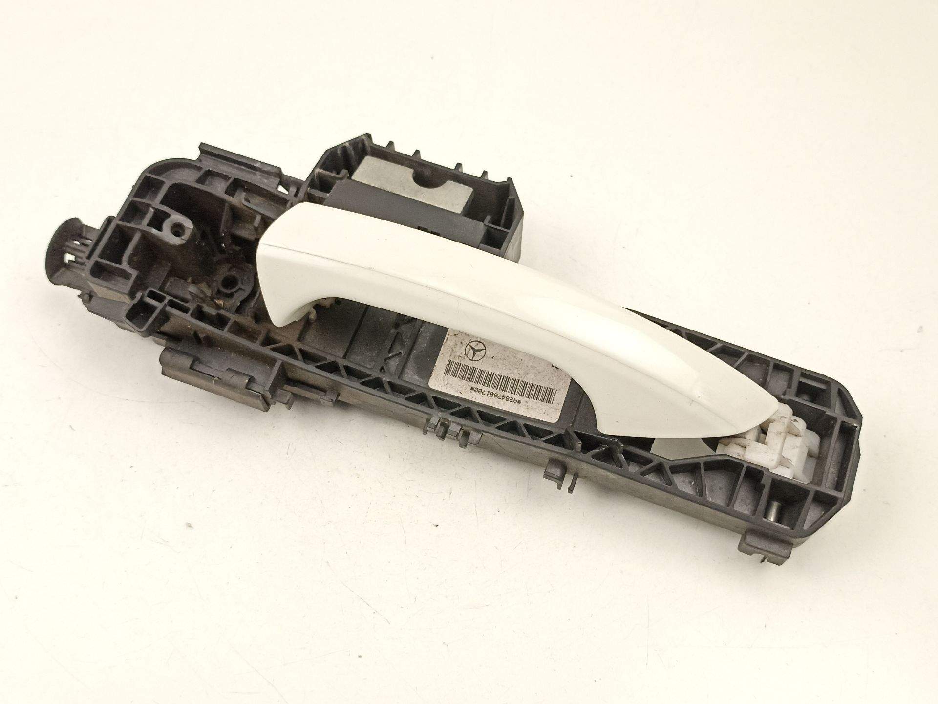 MANILLA DELANTERA IZQUIERDA MERCEDES-BENZ CLASE A (W176) A2047601700 A2047601700