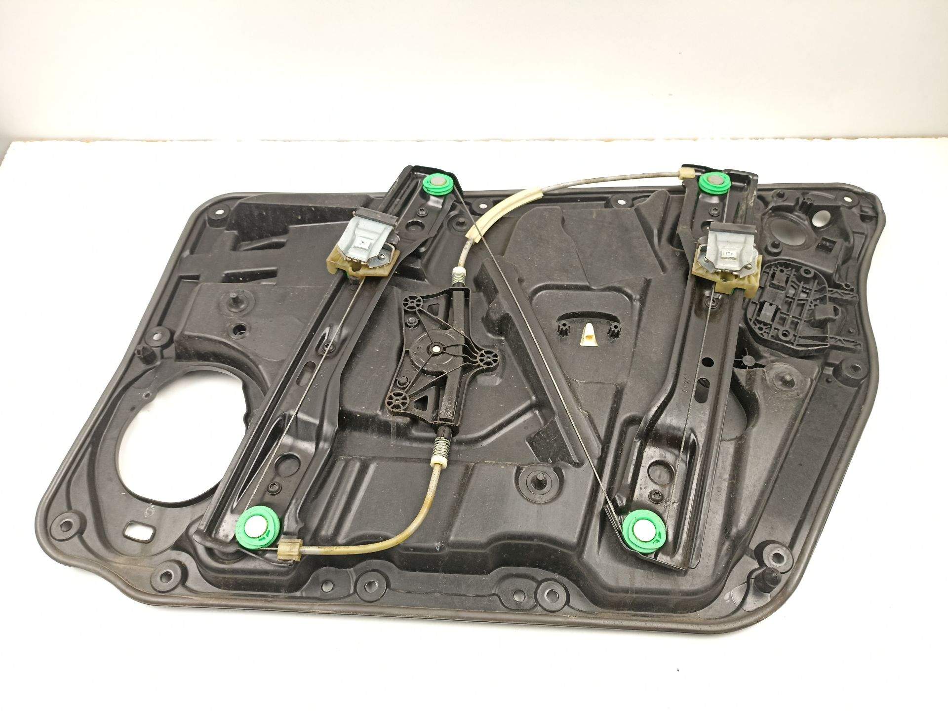 ELEVALUNAS DELANTERO IZQUIERDO MERCEDES-BENZ CLASE A (W176) A2469065100 A2469065100