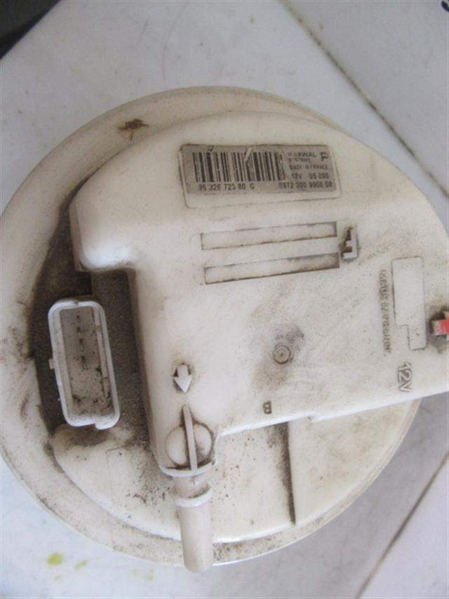 BOMBA COMBUSTIBLE AFORADOR CITROËN C4 9632672080 9632672080 - Vista 2