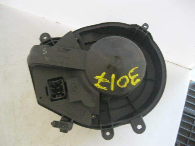 MOTOR CALEFACCION VOLKSWAGEN PASSAT 740221233F 740221233F - Vista 2