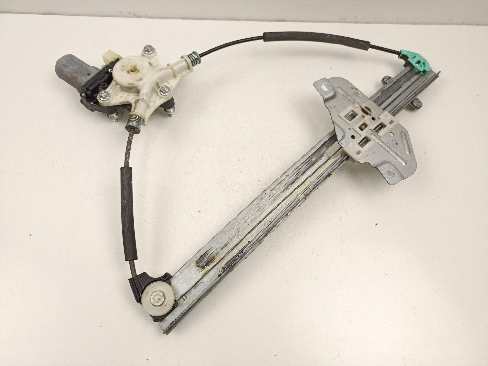 ELEVALUNAS DELANTERO DERECHO KIA RIO III (UB) 824601W000 824601W000