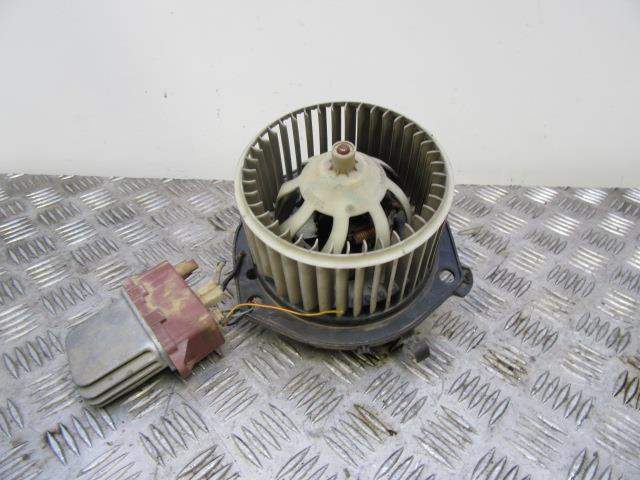 MOTOR CALEFACCION IVECO DAILY 5 706 302 0 0 DENSO 570630200DENSO - Vista 2