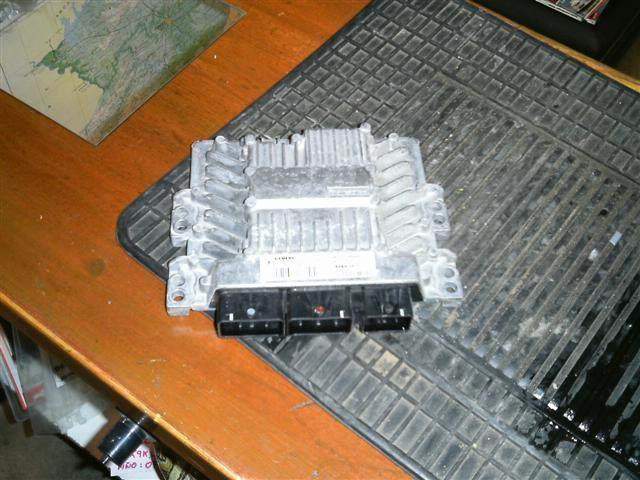 CENTRALITA RENAULT MEGANE 8200766462 / S122326111A 8200766462S122326111A