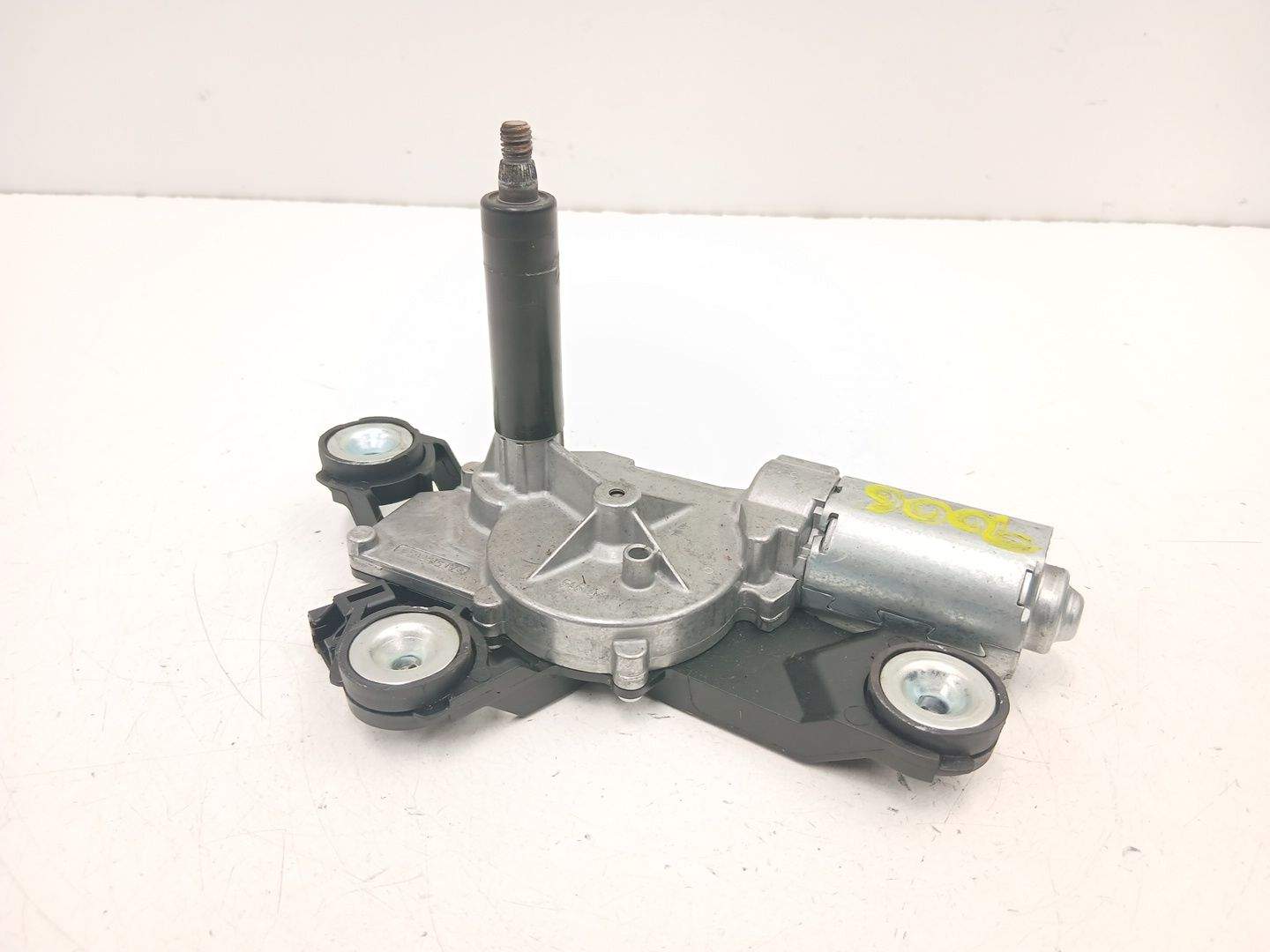 MOTOR LIMPIA TRASERO FORD FOCUS III BV6117K441AA / 0390201205 BV6117K441AA0390201205 - Vista 3
