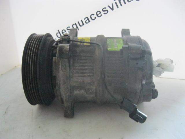 COMPRESOR AIRE ACONDICIONADO VOLVO V40 Station Wagon (645) 664D927171 / 8708581 664D9271718708581