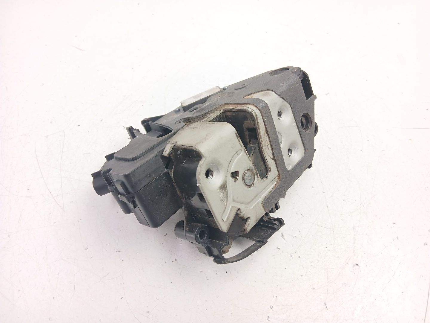 CERRADURA PUERTA DELANTERA DERECHA FORD FOCUS III BM5AA21812BE BM5AA21812BE