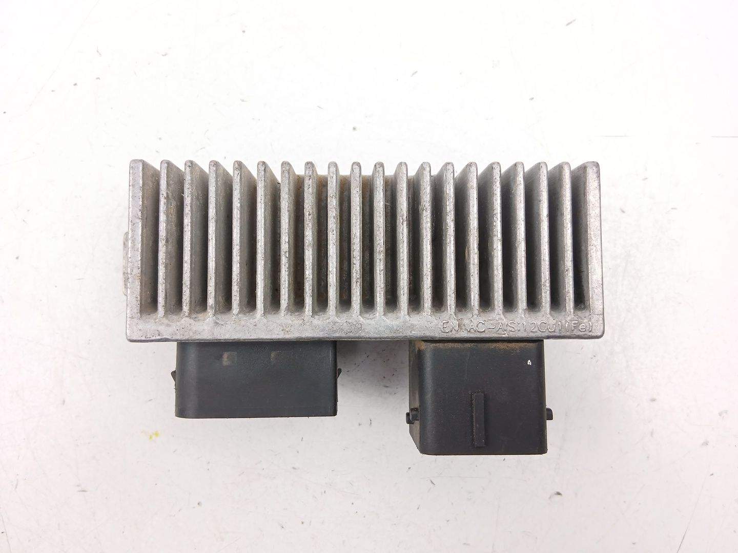 CAJA CALENTADORES RENAULT MEGANE III Hatchback (BZ0/1_, B3_) 271206395R 271206395R - Vista 2