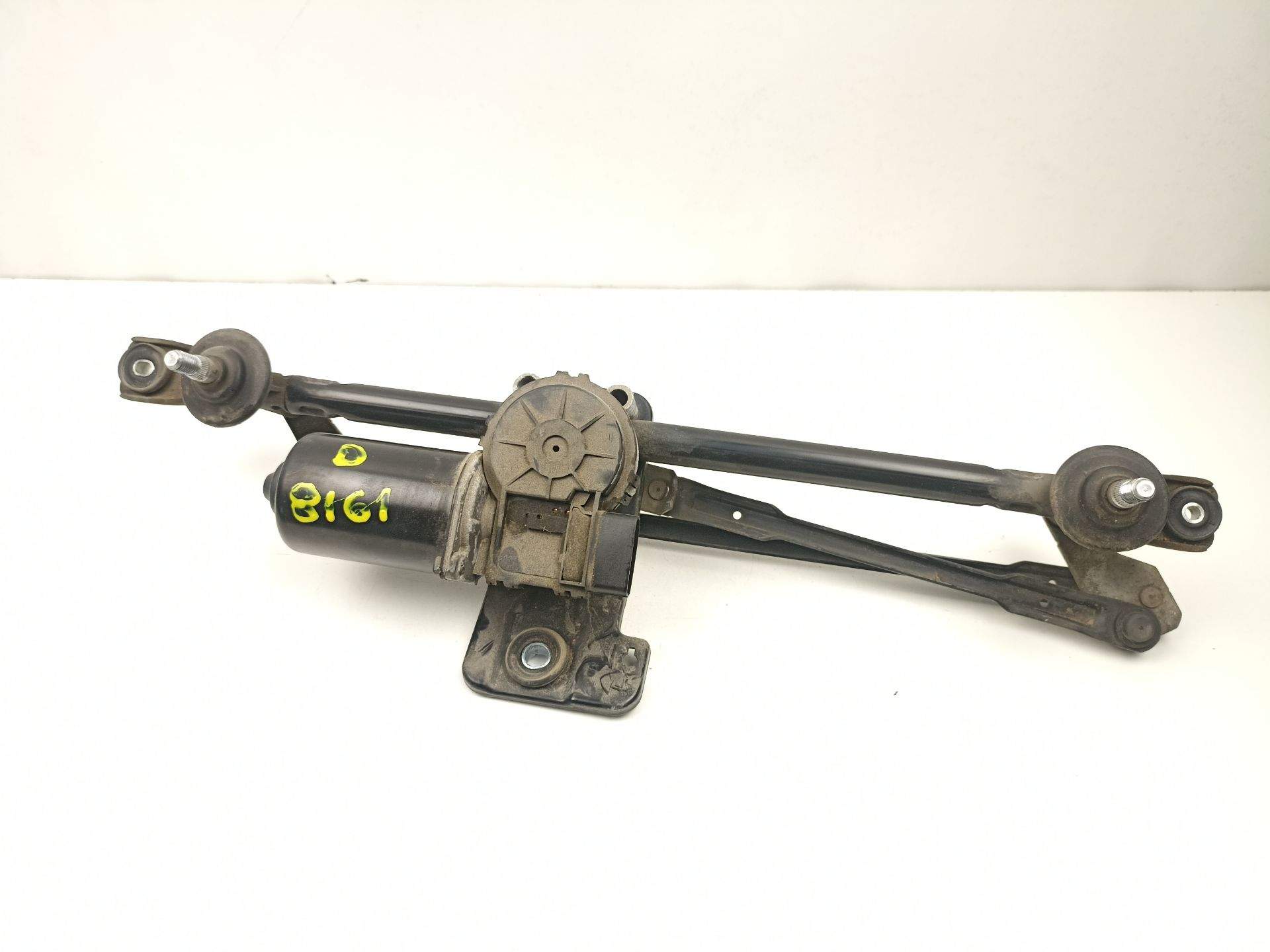 MOTOR LIMPIA DELANTERO KIA SPORTAGE II (JE_, KM_) 981101F000 981101F000