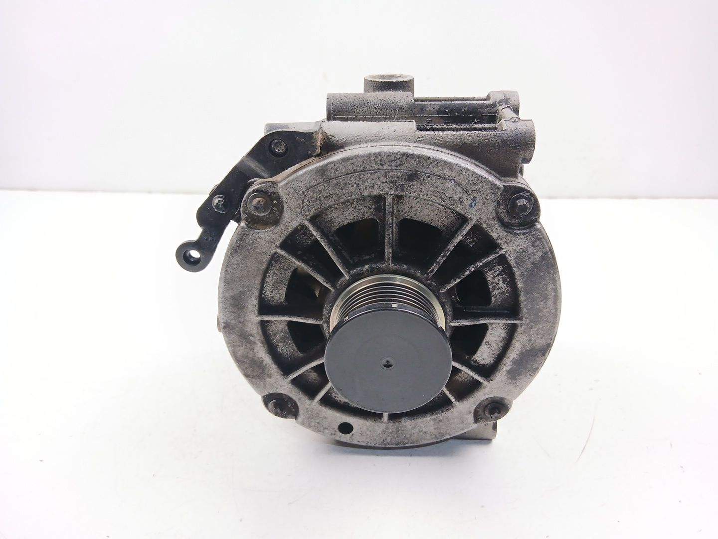 ALTERNADOR MERCEDES-BENZ CLASE E (W210) A0001501750 A0001501750 - Vista 3